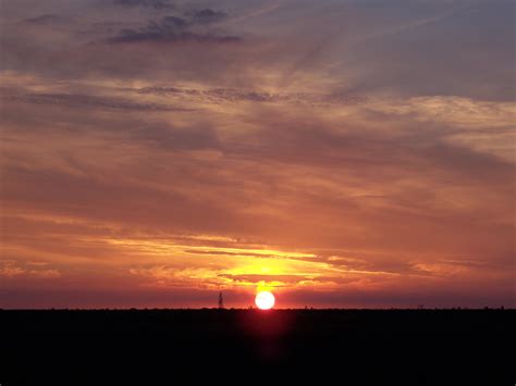  Solstice Yansımalar ve Güneşin Batışı Arasındaki Bir Yolculuk